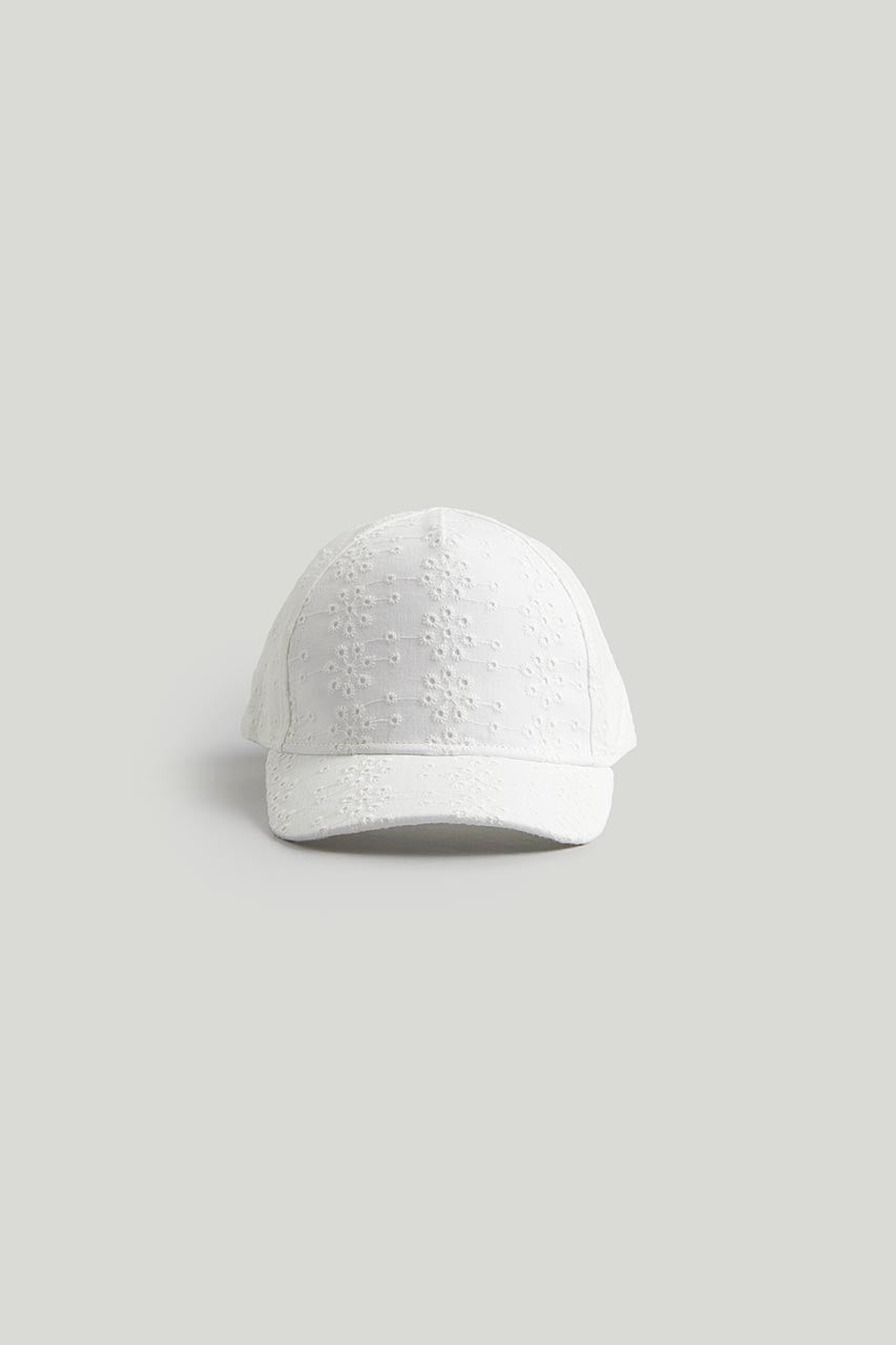 Broderie Cap