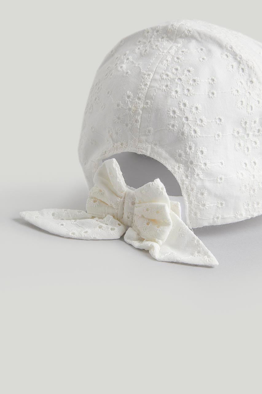 Broderie Cap